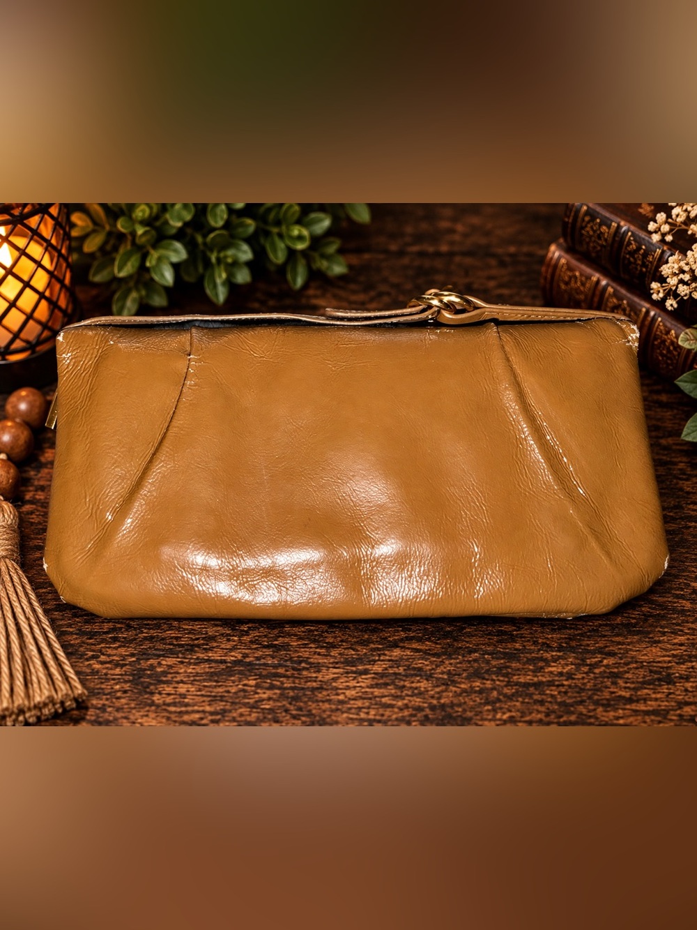 🤎 Hobo International Tan/Cognac Patent Leather Zip-Around Organizer Wallet
